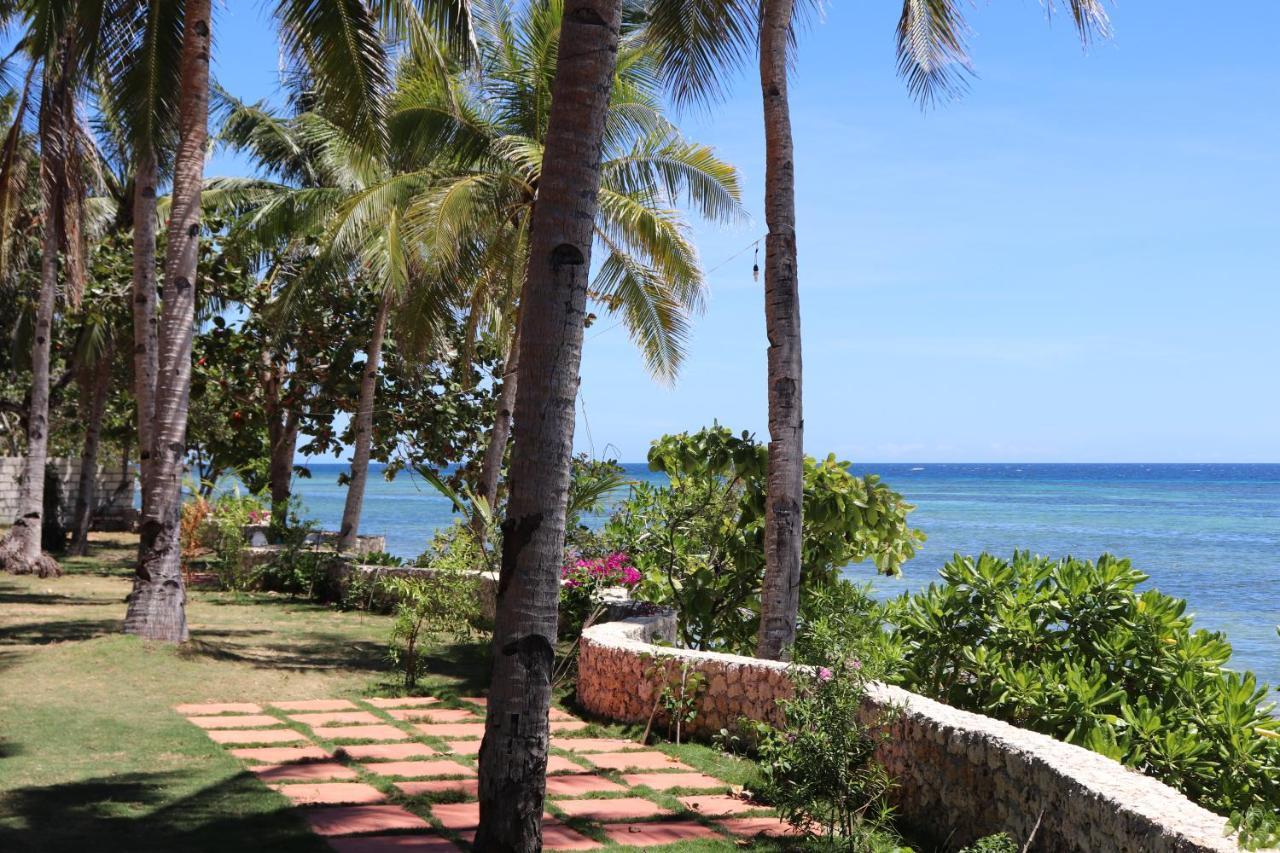 Island View Beachfront Resort Анда Екстер'єр фото