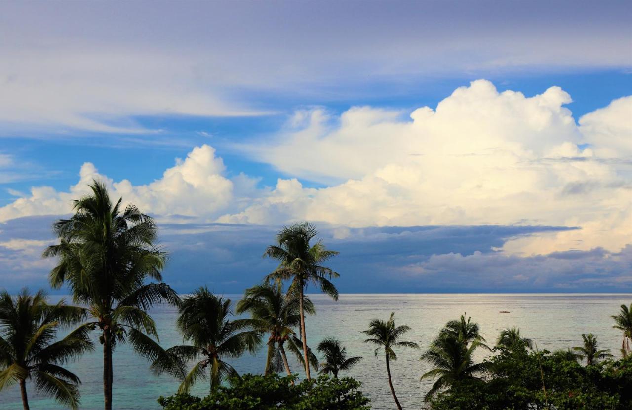 Island View Beachfront Resort Анда Екстер'єр фото